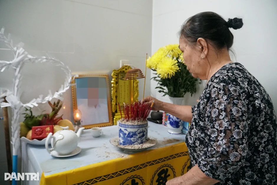 Thân nhân người tử vong vì mua đất ở TPHCM được hoàn trả hơn 1,2 tỷ đồng Thân nhân người tử vong vì mua đất ở TPHCM được hoàn trả hơn 1,2 tỷ đồng