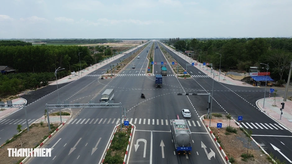 Thành lập 10 phường mới ở Đồng Nai: Nhơn Trạch 'lột xác' với hạ tầng nghìn tỉ Thành lập 10 phường mới ở Đồng Nai: Nhơn Trạch 'lột xác' với hạ tầng nghìn tỉ