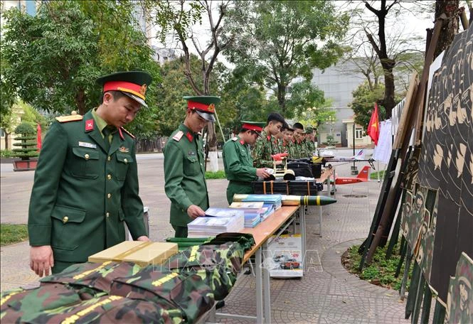 Thành lập Hội đồng Giáo dục quốc phòng và an ninh Trung ương Thành lập Hội đồng Giáo dục quốc phòng và an ninh Trung ương