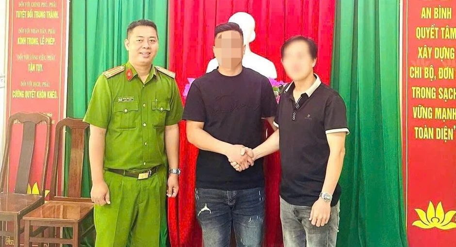 Thanh niên 27 tuổi chuyển 1 tỷ đồng cho người lạ Thanh niên 27 tuổi chuyển 1 tỷ đồng cho người lạ