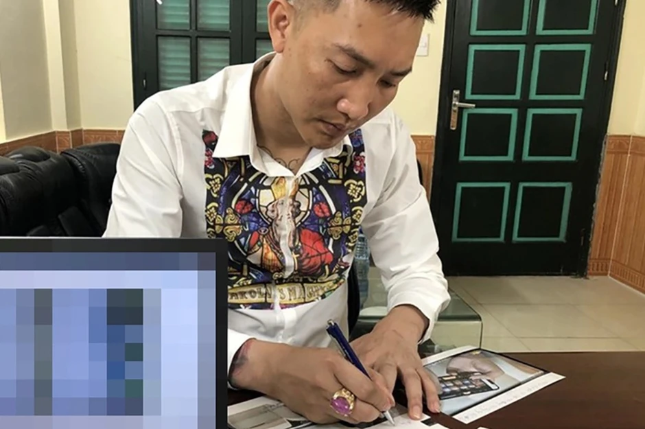 Thanh niên Đắk Lắk dựng hiện trường giả để bịa chuyện cướp 40 triệu đồng Thanh niên Đắk Lắk dựng hiện trường giả để bịa chuyện cướp 40 triệu đồng
