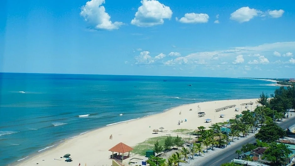 Thanh tra đề nghị Quảng Trị rà soát thuế của hộ kinh doanh bãi biển Thanh tra đề nghị Quảng Trị rà soát thuế của hộ kinh doanh bãi biển
