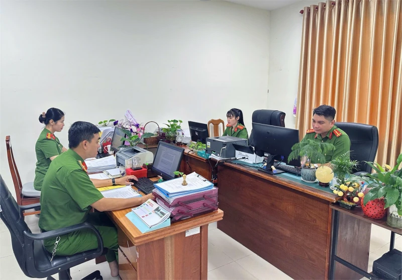 Tháo gỡ “điểm nghẽn” thể chế sẽ bắt đầu từ đâu? Tháo gỡ “điểm nghẽn” thể chế sẽ bắt đầu từ đâu?