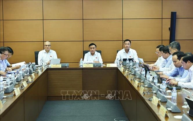 Tháo gỡ những vướng mắc trong thực hiện các dự án, công trình phục vụ APEC 2027 Tháo gỡ những vướng mắc trong thực hiện các dự án, công trình phục vụ APEC 2027