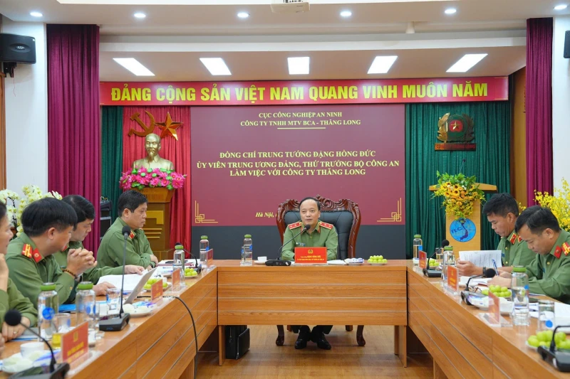 Thay đổi tư duy, quyết liệt trong hành động, phát huy những thế mạnh của doanh nghiệp an ninh Thay đổi tư duy, quyết liệt trong hành động, phát huy những thế mạnh của doanh nghiệp an ninh