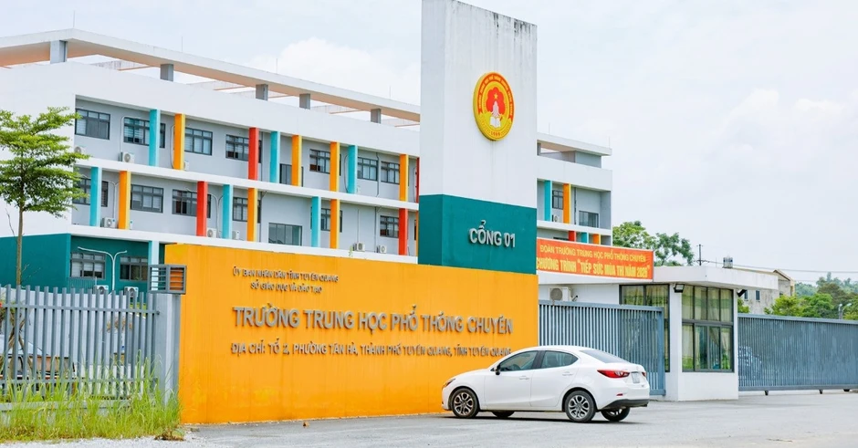 Thêm 2 người bị khởi tố trong vụ 147 điểm 10 tại trường chuyên Tuyên Quang
