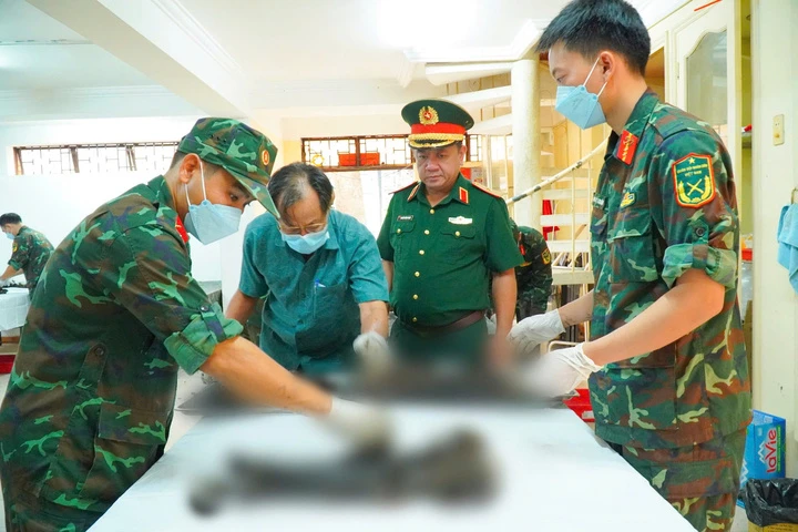 Thêm 24 hài cốt liệt sĩ được tìm thấy tại Công viên Lê Thị Riêng