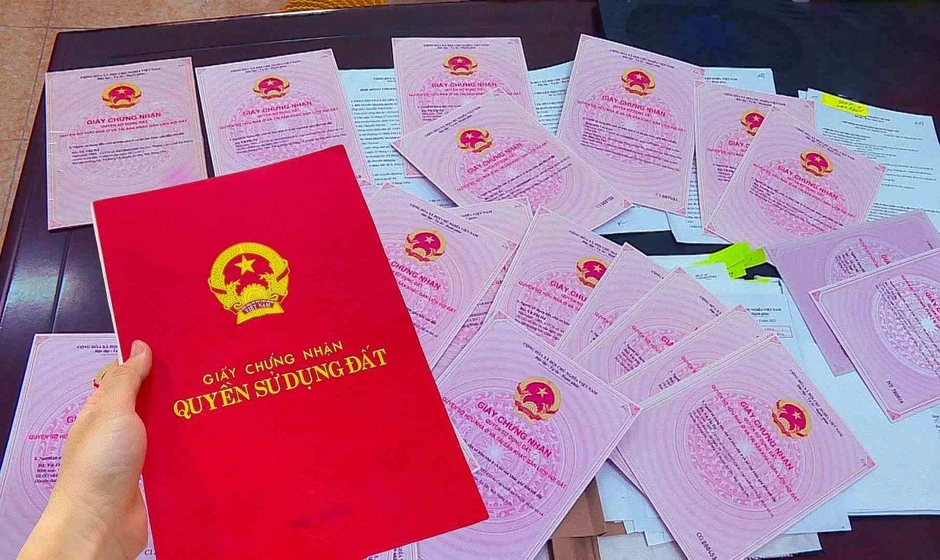 Thêm trường hợp đất được cấp sổ đỏ: Những điều người dân cần biết năm 2026 Thêm trường hợp đất được cấp sổ đỏ: Những điều người dân cần biết năm 2026