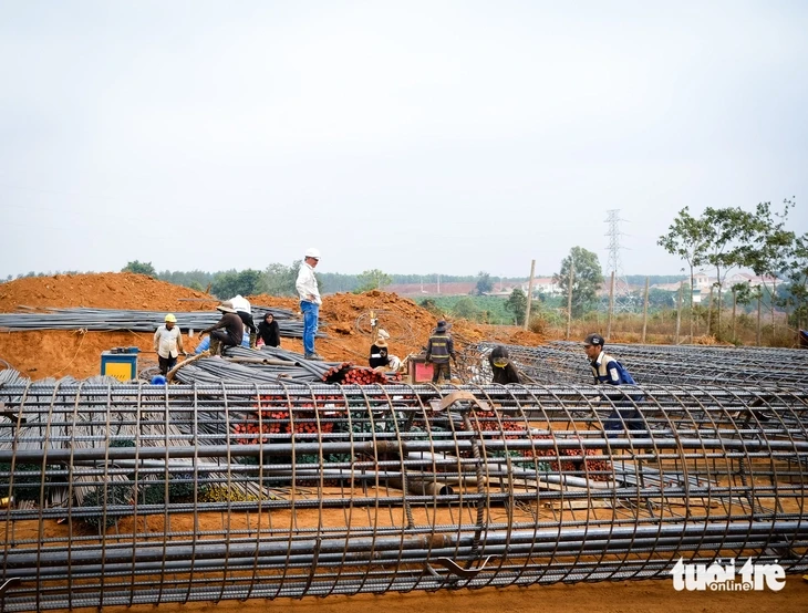 Thống nhất chủ trương nâng mức bồi thường nhà cửa tại dự án cao tốc Quy Nhơn - Pleiku Thống nhất chủ trương nâng mức bồi thường nhà cửa tại dự án cao tốc Quy Nhơn - Pleiku