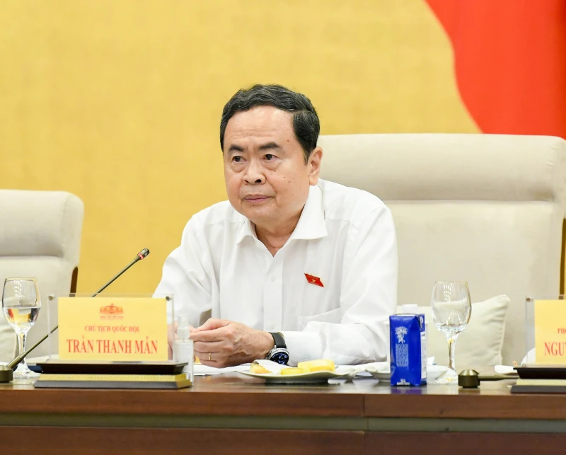 Thống nhất đề xuất Quốc hội hạ thuế tiêu thụ đặc biệt đối với xăng các loại là 0% Thống nhất đề xuất Quốc hội hạ thuế tiêu thụ đặc biệt đối với xăng các loại là 0%