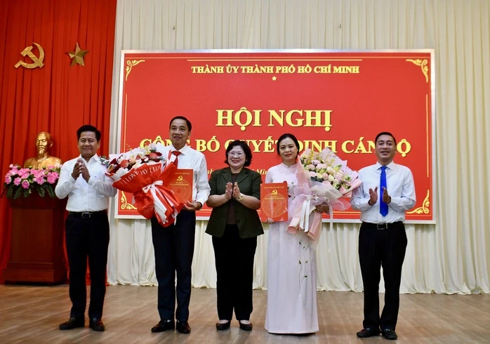 Thông tin nổi bật tại TPHCM ngày 6-4: xuyên đêm mở sọ cứu bé trai; "chốt" lịch nghỉ lễ dài ngày Thông tin nổi bật tại TPHCM ngày 6-4: xuyên đêm mở sọ cứu bé trai; "chốt" lịch nghỉ lễ dài ngày