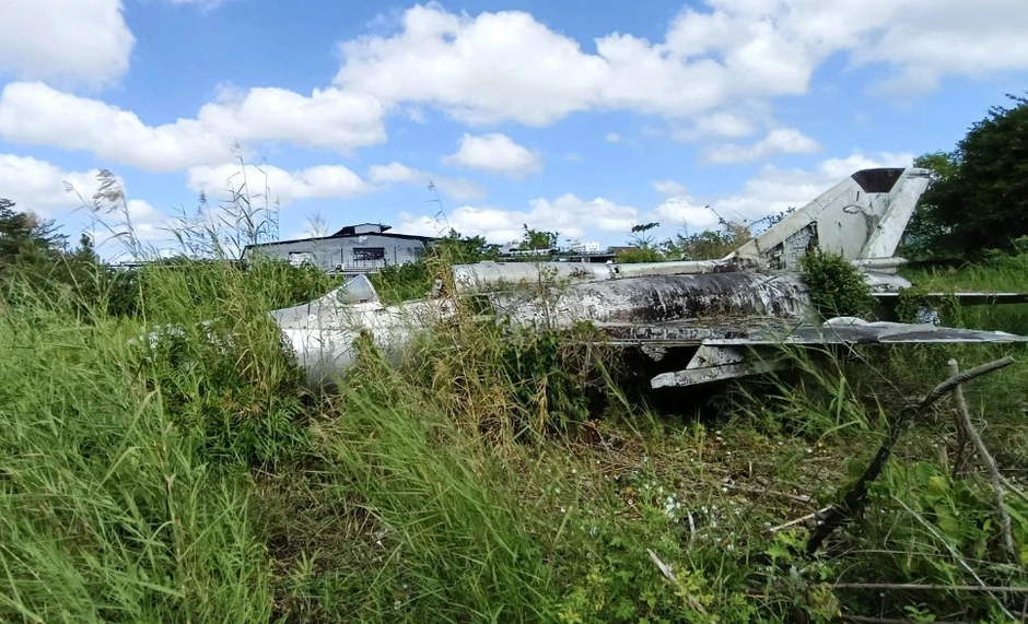 Thông tin về chiếc máy bay MIG-21 'bị bỏ quên' tại Cà Mau Thông tin về chiếc máy bay MIG-21 'bị bỏ quên' tại Cà Mau