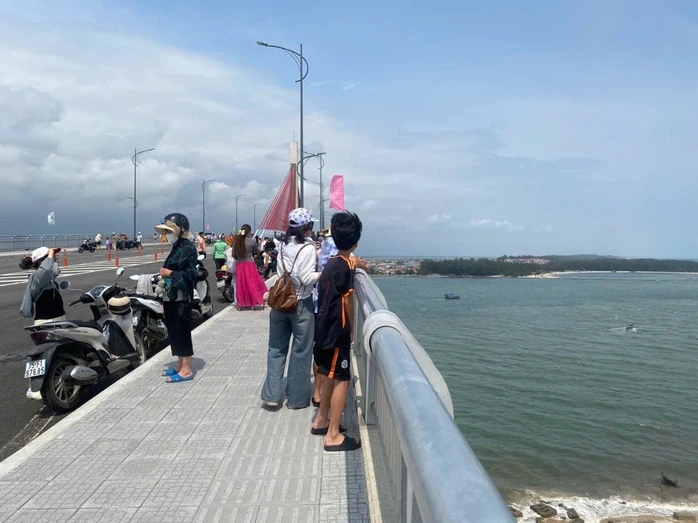 Thông xe cầu vượt biển, Huế tiết lộ thêm dự án khiến người dân vui mừng Thông xe cầu vượt biển, Huế tiết lộ thêm dự án khiến người dân vui mừng