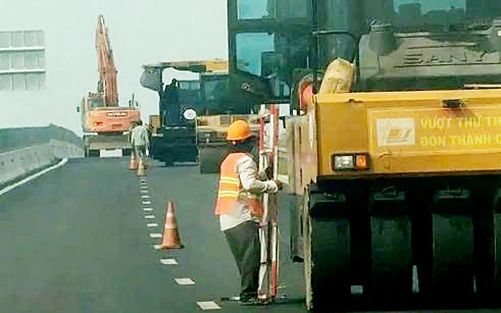 Thông xe lại tuyến chính cao tốc Hậu Giang - Cà Mau từ trưa 29-4 Thông xe lại tuyến chính cao tốc Hậu Giang - Cà Mau từ trưa 29-4