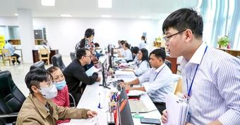 Thu hút nhân tài làm công chức