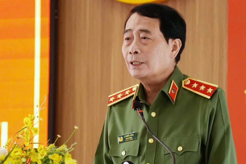 Thứ trưởng Bộ Công an: Làm rõ, công khai nguyên nhân thiếu sách giáo khoa Thứ trưởng Bộ Công an: Làm rõ, công khai nguyên nhân thiếu sách giáo khoa