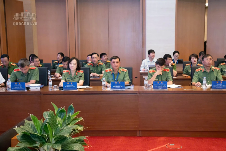Thứ trưởng Bộ Công an nêu 5 định hướng đưa văn hóa thành động lực phát triển đất nước Thứ trưởng Bộ Công an nêu 5 định hướng đưa văn hóa thành động lực phát triển đất nước