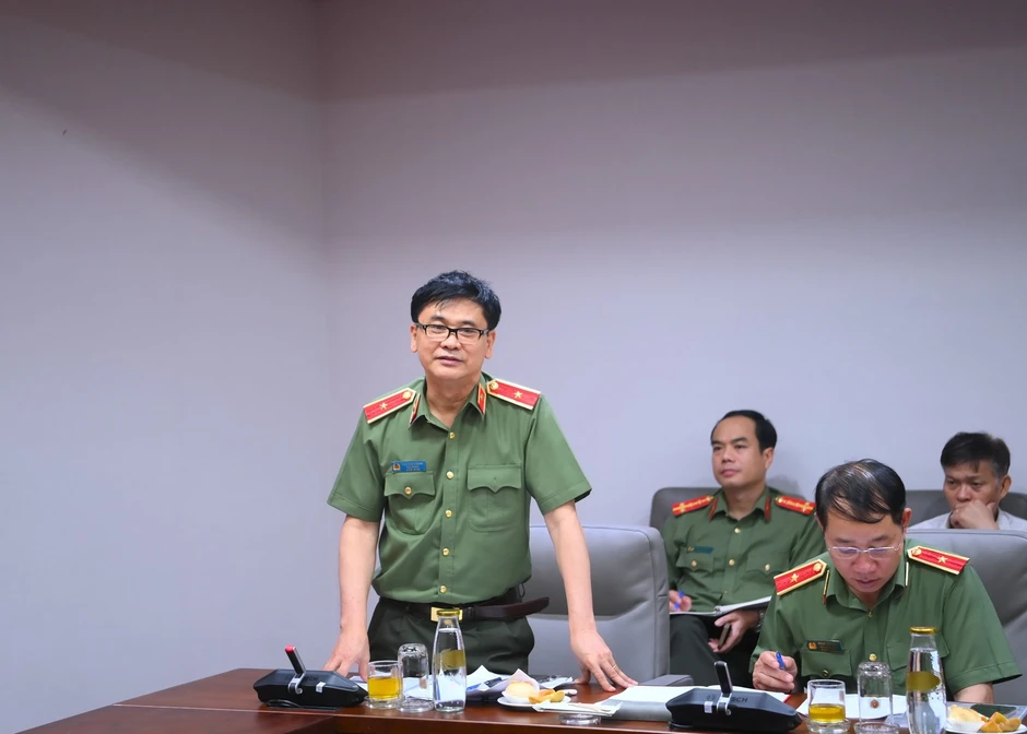 Thứ trưởng Đặng Hồng Đức làm việc với Công ty Nam Triệu - Bộ Công an Thứ trưởng Đặng Hồng Đức làm việc với Công ty Nam Triệu - Bộ Công an