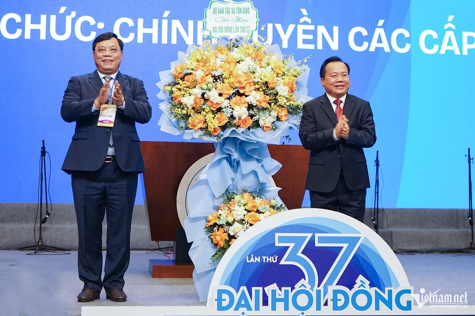 Thứ trưởng Nguyễn Hải Trung dự khai mạc Đại hội đồng Tổng hội thánh Tin lành Việt Nam (miền Bắc) Thứ trưởng Nguyễn Hải Trung dự khai mạc Đại hội đồng Tổng hội thánh Tin lành Việt Nam (miền Bắc)