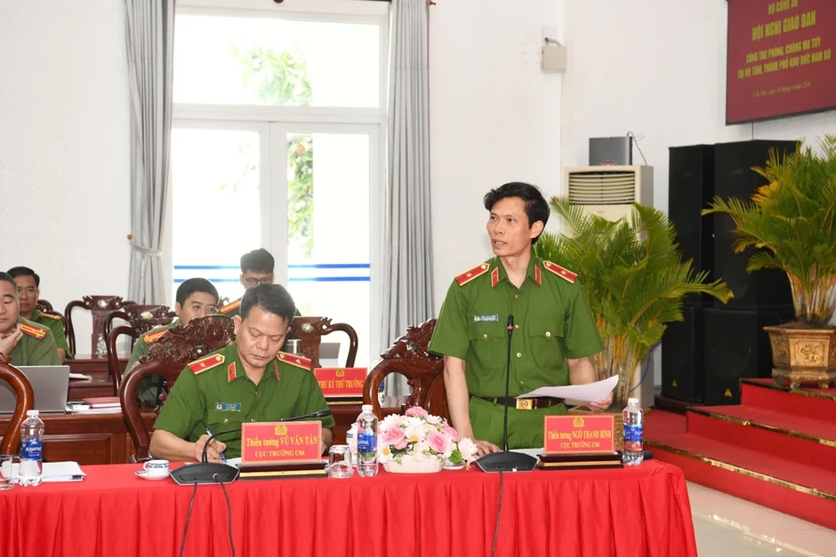 Thứ trưởng Nguyễn Văn Long: Xây dựng địa bàn không ma túy để kéo giảm tội phạm Thứ trưởng Nguyễn Văn Long: Xây dựng địa bàn không ma túy để kéo giảm tội phạm
