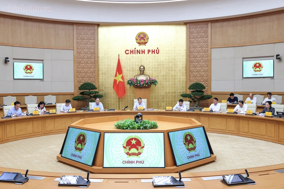 Thủ tướng: Đánh giá cán bộ định kỳ để xem xét điều động, phân công lại nhiệm vụ Thủ tướng: Đánh giá cán bộ định kỳ để xem xét điều động, phân công lại nhiệm vụ