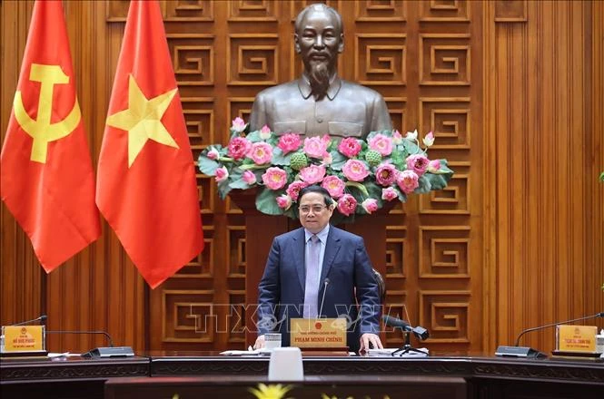 Thủ tướng: Đáp ứng đủ nhu cầu năng lượng, xăng dầu cho sản xuất, kinh doanh và tiêu dùng Thủ tướng: Đáp ứng đủ nhu cầu năng lượng, xăng dầu cho sản xuất, kinh doanh và tiêu dùng