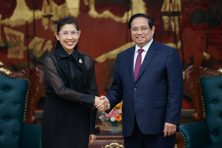 Thủ tướng đề nghị Thái Lan đảm bảo cung ứng ổn định nhiên liệu cho hàng không Thủ tướng đề nghị Thái Lan đảm bảo cung ứng ổn định nhiên liệu cho hàng không