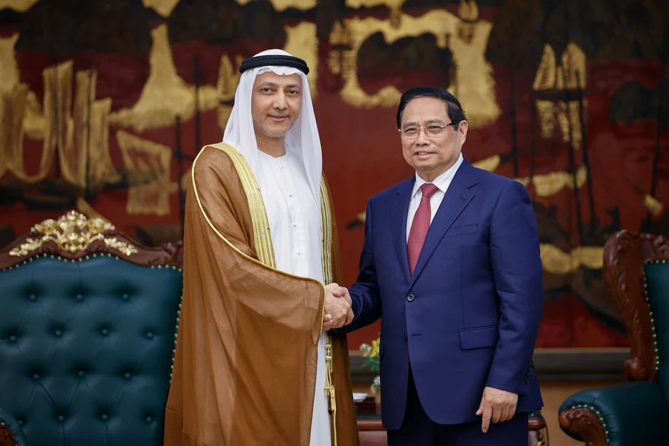 Thủ tướng đề nghị UAE cung cấp dầu khí cho Việt Nam an toàn và đúng hạn Thủ tướng đề nghị UAE cung cấp dầu khí cho Việt Nam an toàn và đúng hạn
