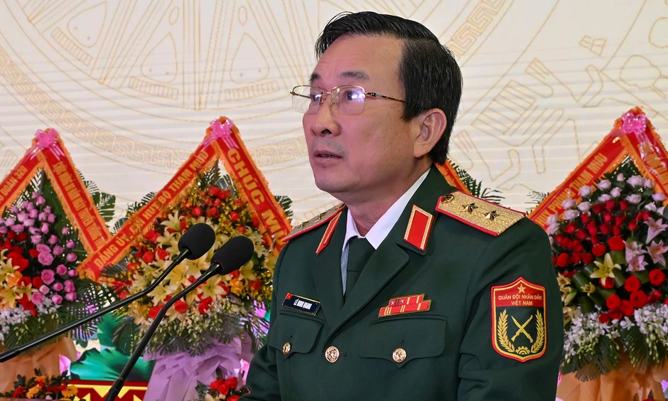 Thủ tướng điều động, bổ nhiệm 5 cán bộ giữ chức vụ mới trong Quân đội Thủ tướng điều động, bổ nhiệm 5 cán bộ giữ chức vụ mới trong Quân đội