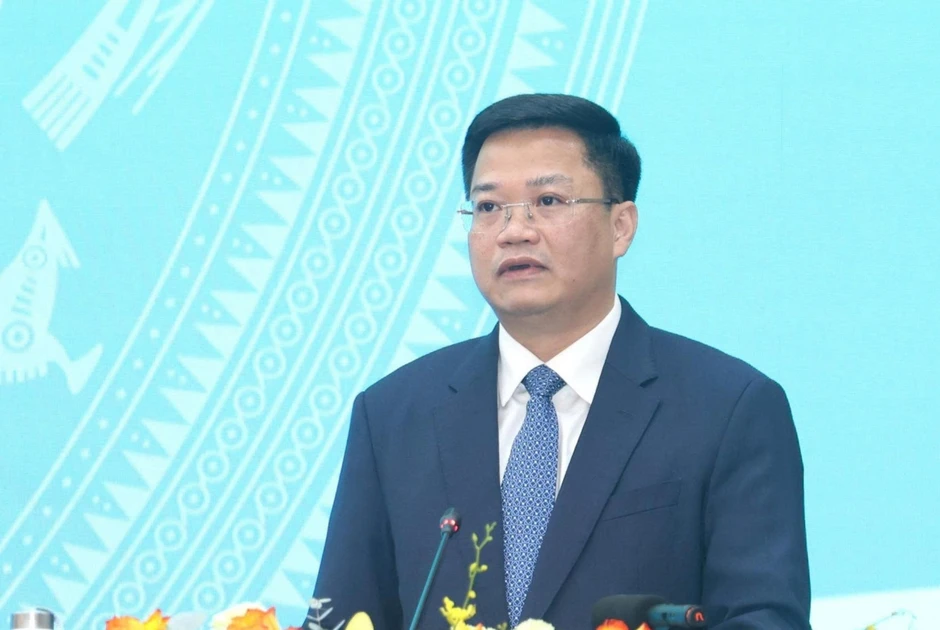 Thủ tướng điều động, bổ nhiệm, phê chuẩn nhân sự Thủ tướng điều động, bổ nhiệm, phê chuẩn nhân sự