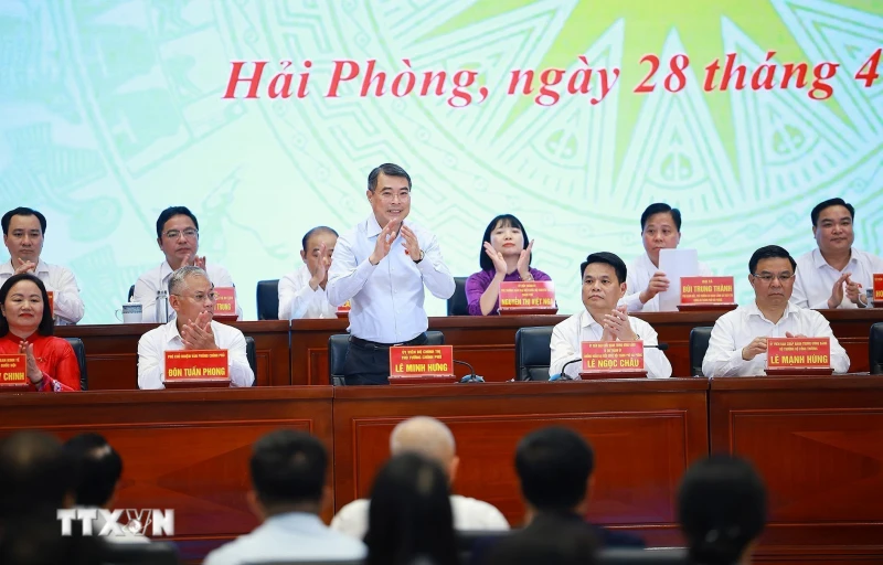 Thủ tướng: Hành động quyết liệt hơn, tư duy đổi mới hơn, trọng tâm, hiệu quả hơn Thủ tướng: Hành động quyết liệt hơn, tư duy đổi mới hơn, trọng tâm, hiệu quả hơn