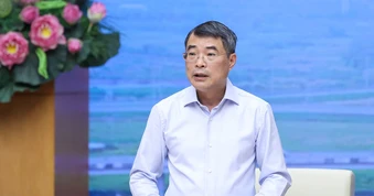 Thủ tướng: Không thể đạt tăng trưởng hai con số nếu các dự án giao thông trọng điểm chậm tiến độ