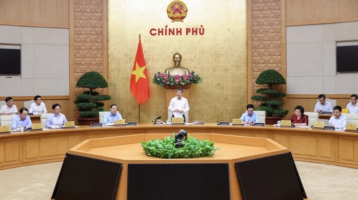 Thủ tướng ký ban hành Quy chế làm việc của Chính phủ: Đề cao trách nhiệm cá nhân, nêu gương