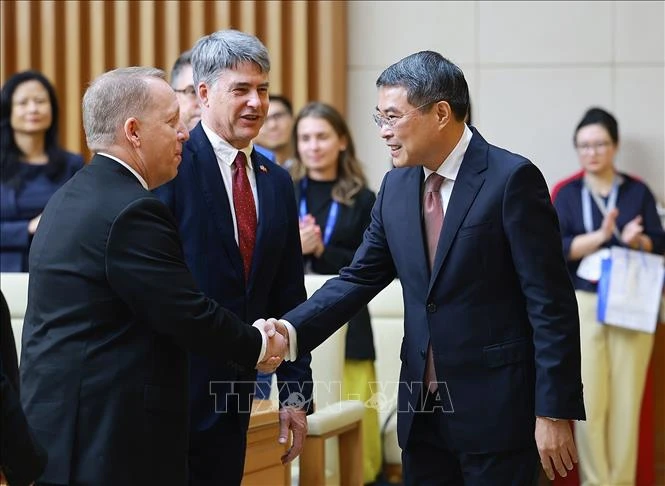 Thủ tướng làm việc với Đoàn doanh nghiệp cấp cao Hội đồng Kinh doanh Hoa Kỳ - ASEAN Thủ tướng làm việc với Đoàn doanh nghiệp cấp cao Hội đồng Kinh doanh Hoa Kỳ - ASEAN