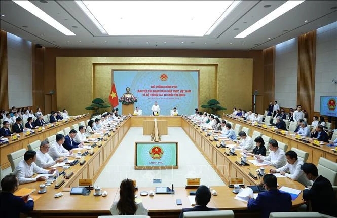 Thủ tướng làm việc với Ngân hàng Nhà nước và các hệ thống tín dụng Thủ tướng làm việc với Ngân hàng Nhà nước và các hệ thống tín dụng