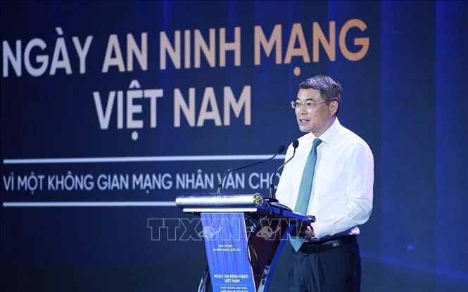 Thủ tướng Lê Minh Hưng: Bảo đảm an ninh mạng phải gắn kết giữa 'bảo vệ hệ thống' và 'bảo vệ con người' Thủ tướng Lê Minh Hưng: Bảo đảm an ninh mạng phải gắn kết giữa 'bảo vệ hệ thống' và 'bảo vệ con người'