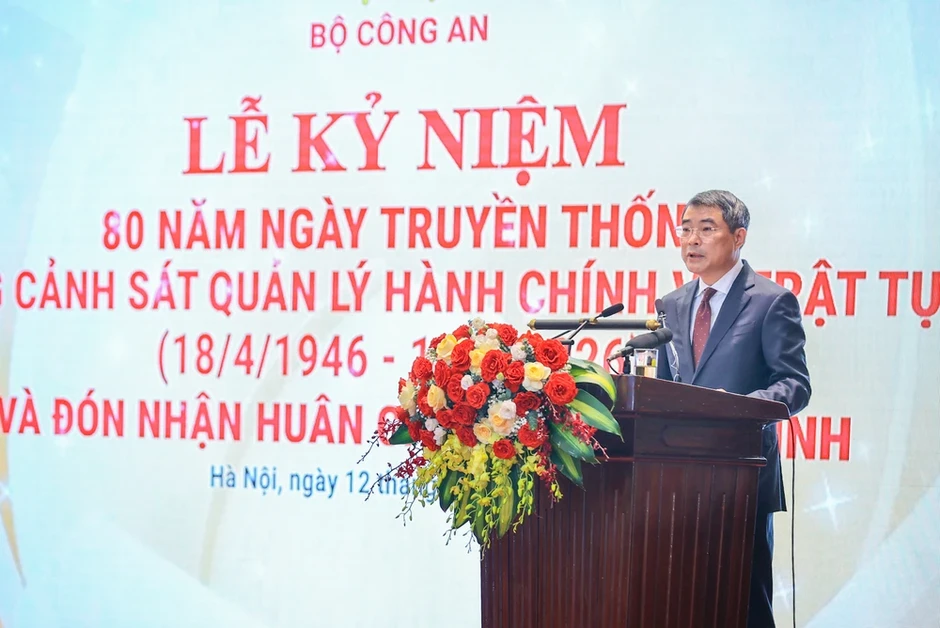 Thủ tướng Lê Minh Hưng: C06 cần phát triển VNeID thành nền tảng quốc gia Thủ tướng Lê Minh Hưng: C06 cần phát triển VNeID thành nền tảng quốc gia