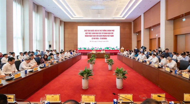 Thủ tướng Lê Minh Hưng, Chủ tịch Quốc hội Trần Thanh Mẫn gặp mặt lãnh đạo các cơ quan báo chí