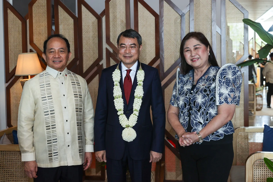 Thủ tướng Lê Minh Hưng đến Cebu, Philippines Thủ tướng Lê Minh Hưng đến Cebu, Philippines