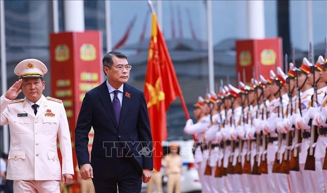 Thủ tướng Lê Minh Hưng dự Lễ đón nhận Danh hiệu Anh hùng LLVTND của Công an Hải Phòng Thủ tướng Lê Minh Hưng dự Lễ đón nhận Danh hiệu Anh hùng LLVTND của Công an Hải Phòng