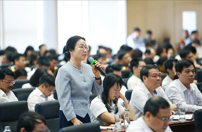 Thủ tướng Lê Minh Hưng: Hành động quyết liệt hơn, tư duy đổi mới hơn, trọng tâm rõ hơn, hiệu quả hơn Thủ tướng Lê Minh Hưng: Hành động quyết liệt hơn, tư duy đổi mới hơn, trọng tâm rõ hơn, hiệu quả hơn