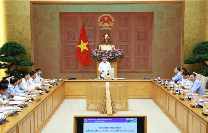 Thủ tướng Lê Minh Hưng làm việc với lãnh đạo Bộ Xây dựng Thủ tướng Lê Minh Hưng làm việc với lãnh đạo Bộ Xây dựng