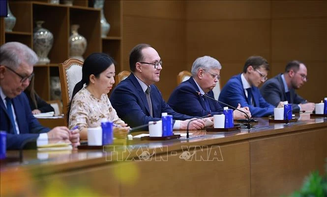 Thủ tướng Lê Minh Hưng tiếp Đại sứ Liên bang Nga tại Việt Nam Thủ tướng Lê Minh Hưng tiếp Đại sứ Liên bang Nga tại Việt Nam