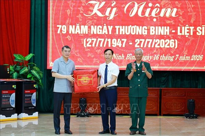 Thủ tướng Lê Minh Hưng: Tiếp nối truyền thống 'uống nước nhớ nguồn', chăm lo tốt hơn cho người có công