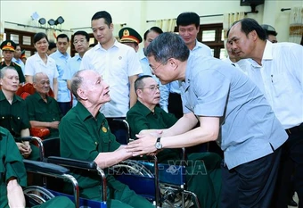 Thủ tướng Lê Minh Hưng: Tiếp nối truyền thống 'uống nước nhớ nguồn', chăm lo tốt hơn cho người có công