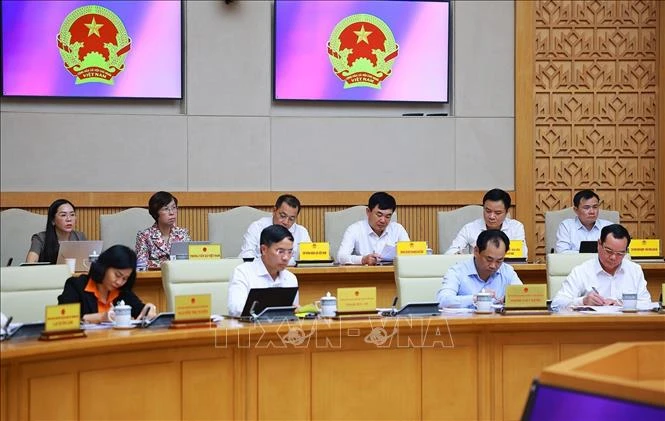Thủ tướng Lê Minh Hưng: Triển khai đồng bộ các giải pháp để thúc đẩy tăng trưởng Thủ tướng Lê Minh Hưng: Triển khai đồng bộ các giải pháp để thúc đẩy tăng trưởng