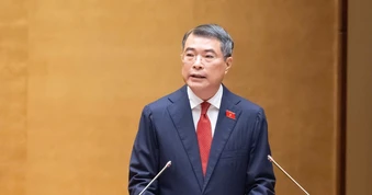 Thủ tướng Lê Minh Hưng yêu cầu các bộ, ngành, địa phương tổng rà soát hệ thống pháp luật