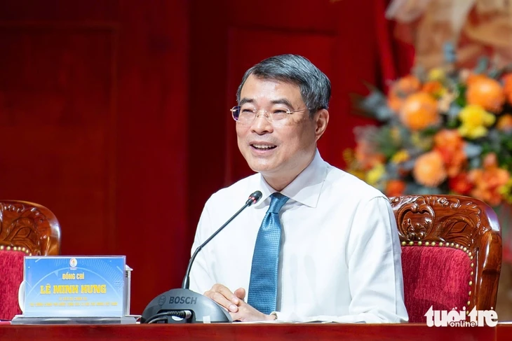 Thủ tướng: Nhà nước có thể mua lại nhà ở xã hội để cho công nhân thuê Thủ tướng: Nhà nước có thể mua lại nhà ở xã hội để cho công nhân thuê