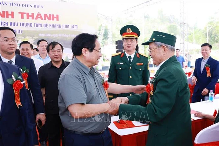 Thủ tướng Phạm Minh Chính dự lễ khánh thành tôn tạo di tích đề kháng Him Lam Thủ tướng Phạm Minh Chính dự lễ khánh thành tôn tạo di tích đề kháng Him Lam