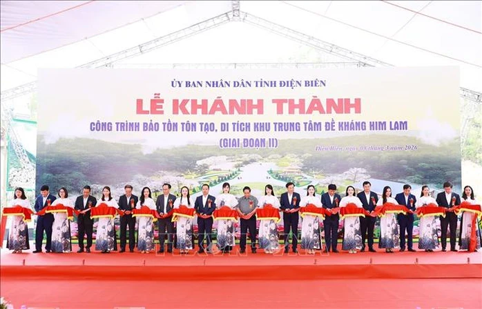 Thủ tướng Phạm Minh Chính dự lễ khánh thành tôn tạo di tích đề kháng Him Lam Thủ tướng Phạm Minh Chính dự lễ khánh thành tôn tạo di tích đề kháng Him Lam